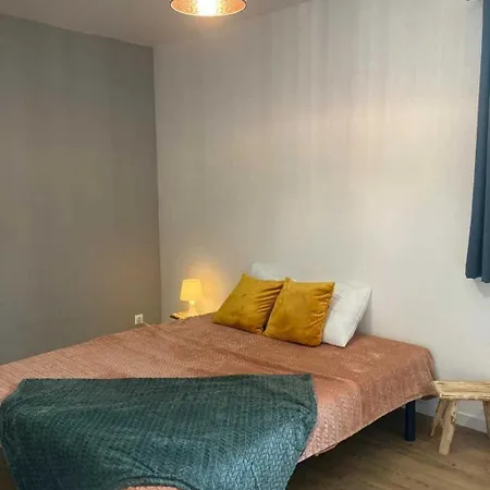 4 Etoiles - Piscine - Ccafgbh *