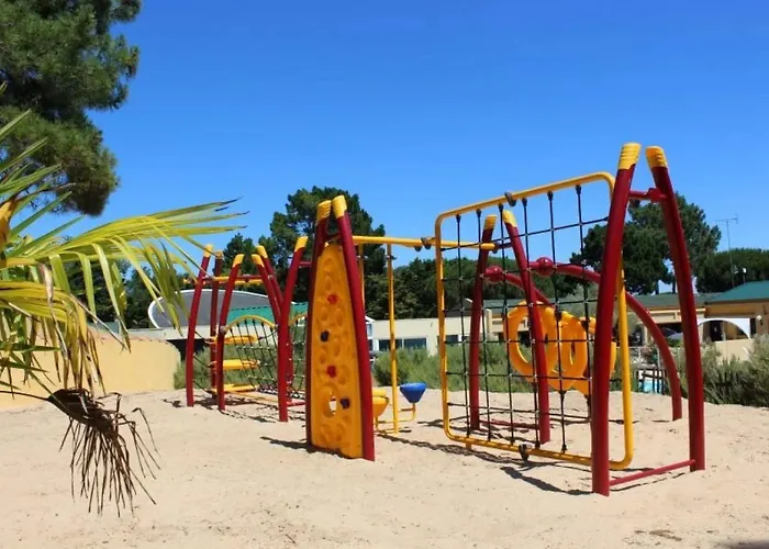 4 Etoiles - Piscine - Ccafgbh