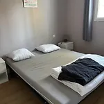 Zecamping 4 2km Piscine Chauffee Animaux Acceptes Club Enfant 캠프장 생 힐레르 드 리에