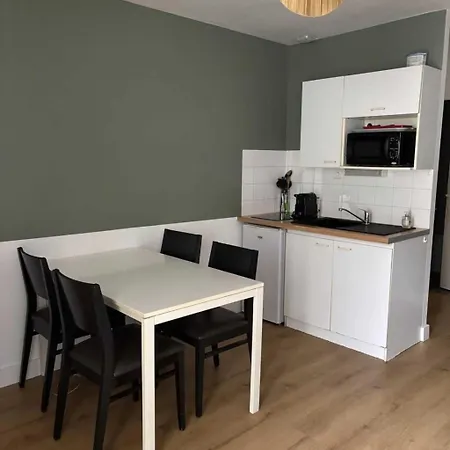 Кемпинг 4 Etoiles - Piscine - Ccafgbh *