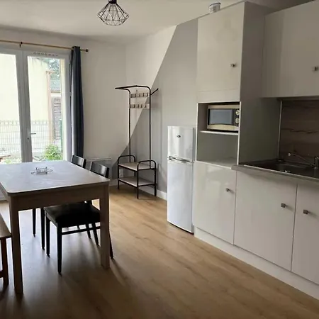 Кемпинг 4 Etoiles - Piscine - Ccafgbh