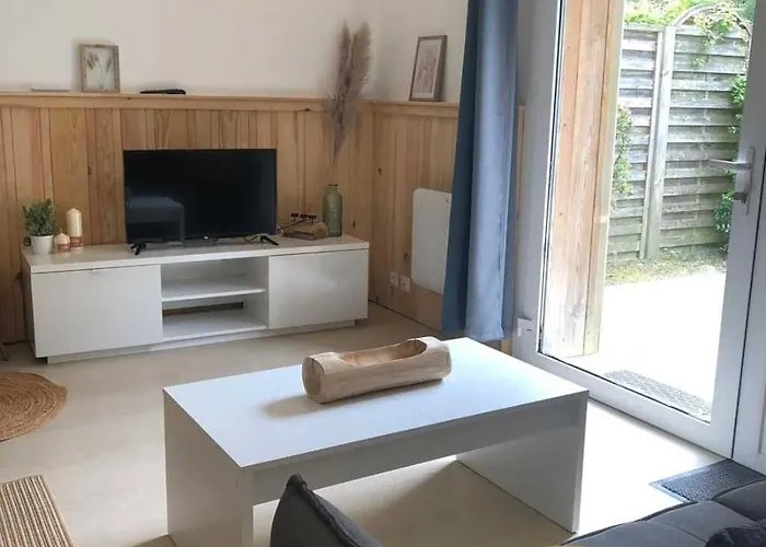 4 Etoiles - Piscine - Ccafgbh