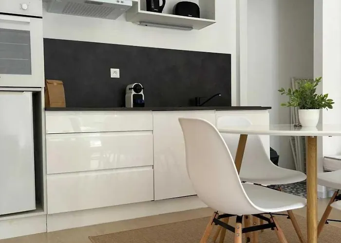 4 Etoiles - Piscine - Ccafgbh *